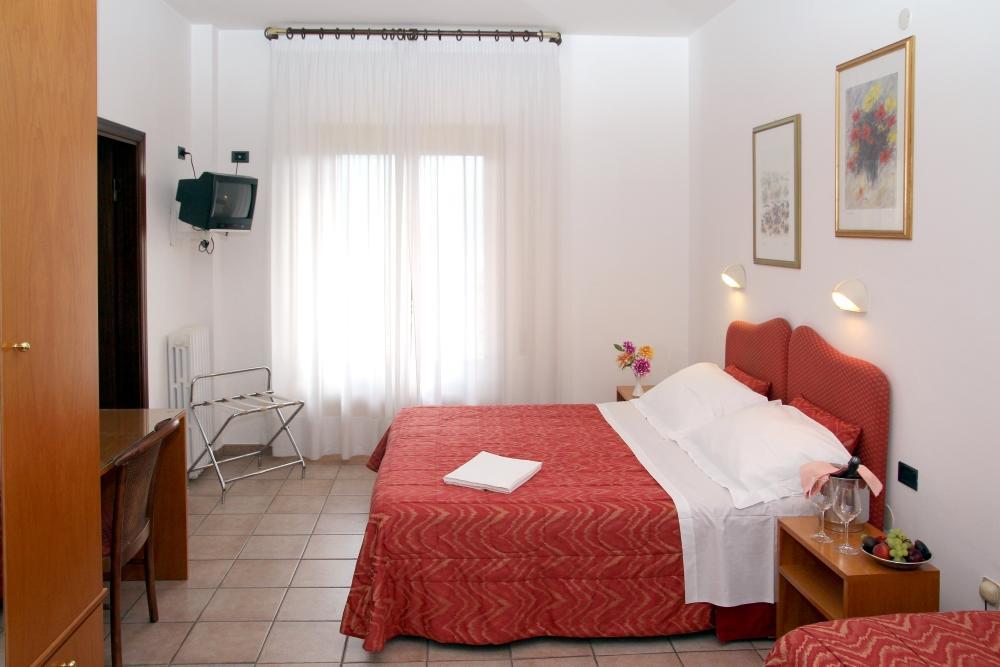 Family Hotel Como Rivisondoli Exteriér fotografie